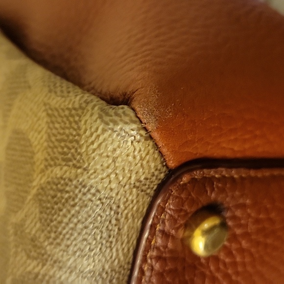 Coach bag with matching wallet - Picture 10 of 10